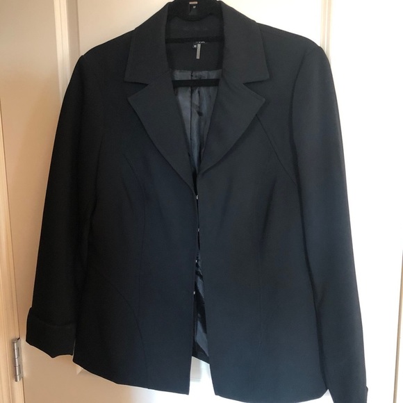 Blazer - Picture 1 of 6